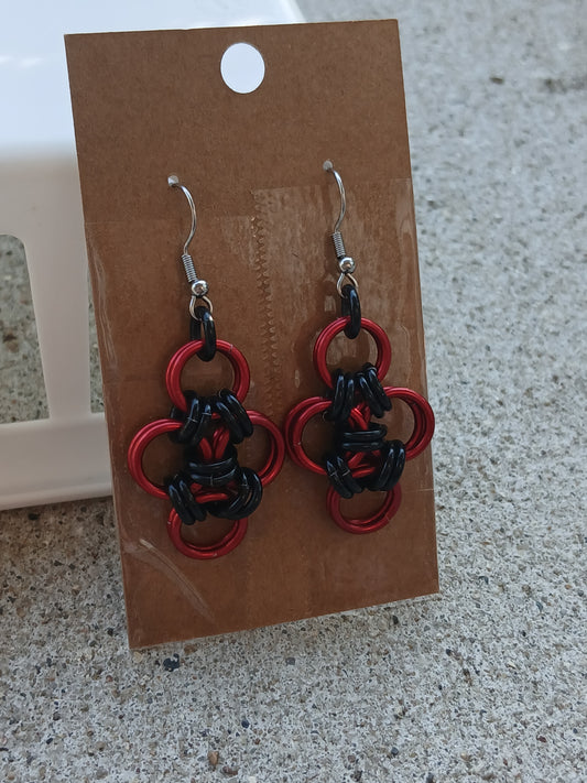 Red and Black Japanese Lace Diamond Earrings